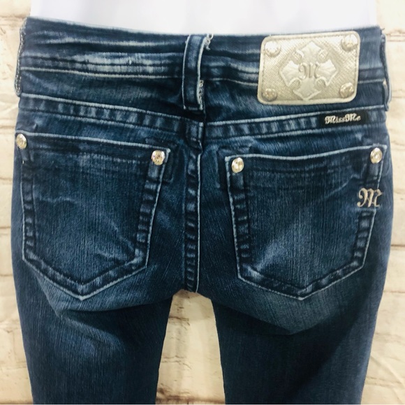 ❌SOLD❌Miss Me❤️🔥Mid-Rise Boot Cut-Bejeweled❤️🔥Measurements in Pics❤️🔥 - Picture 5 of 16